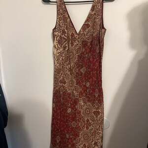 Banana Republic Woman's 100% Silk, 100% Acetate Lining Slip Dress Size 8